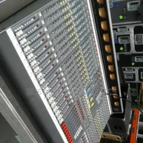 Allen and Heath Gl3200 Mixer