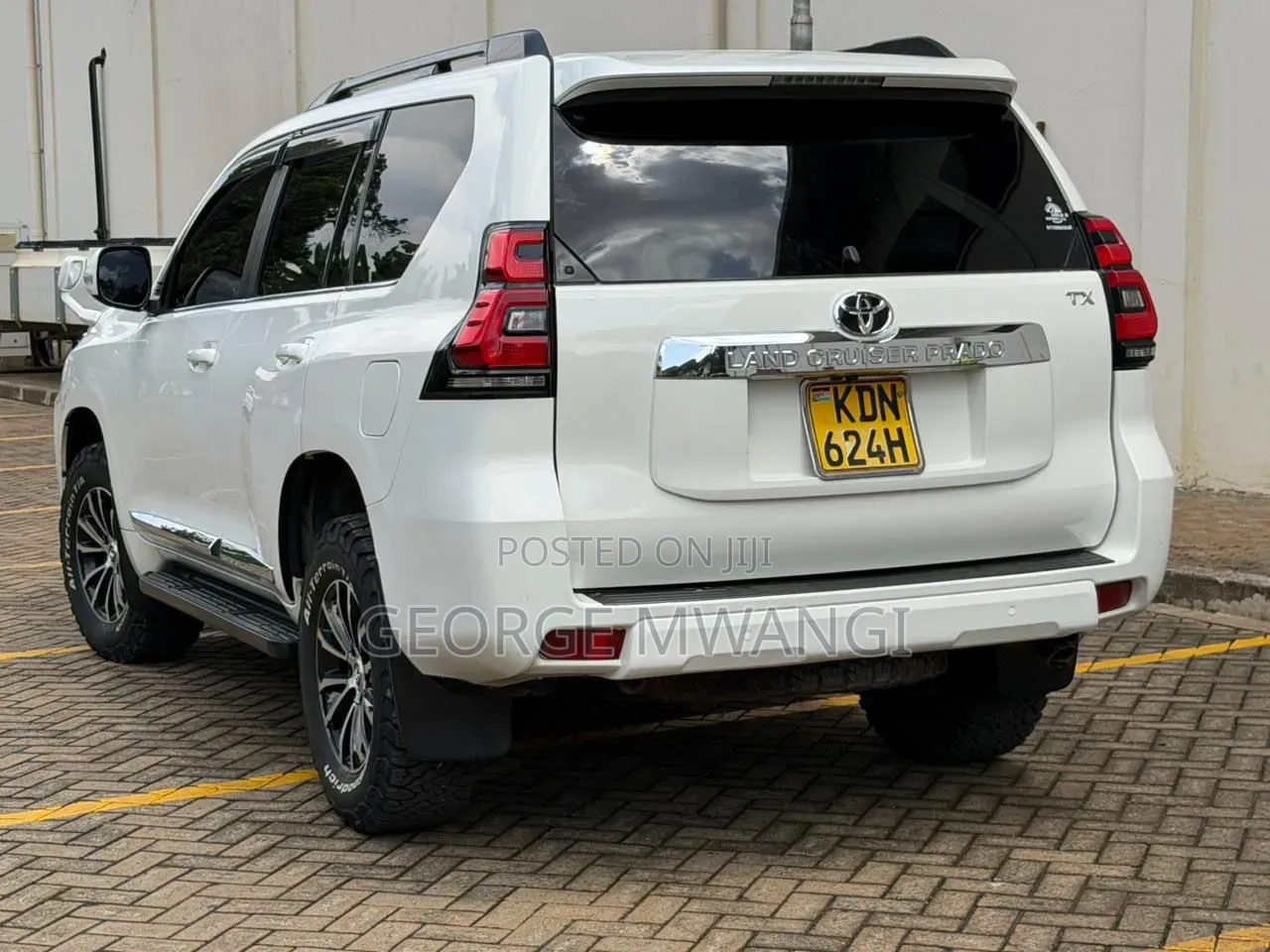 Toyota Land Cruiser Prado 2018 White