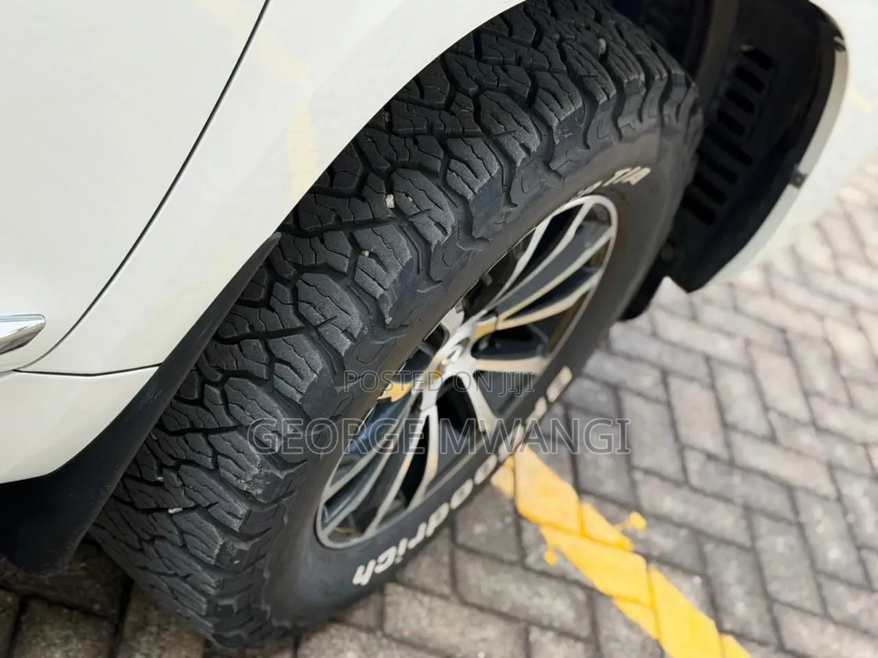 Toyota Land Cruiser Prado 2018 White