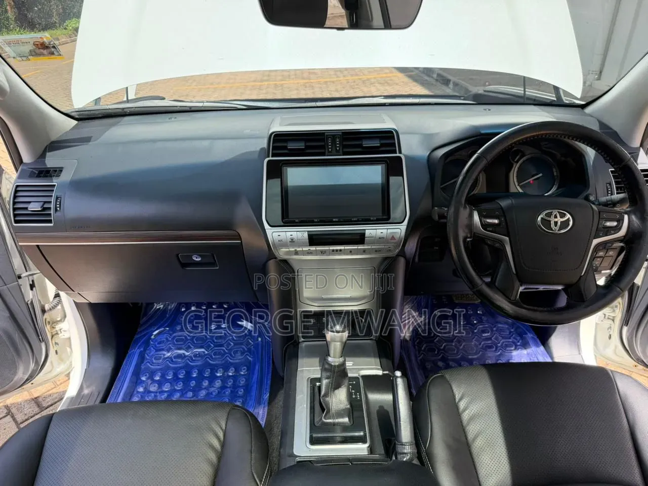 Toyota Land Cruiser Prado 2018 White