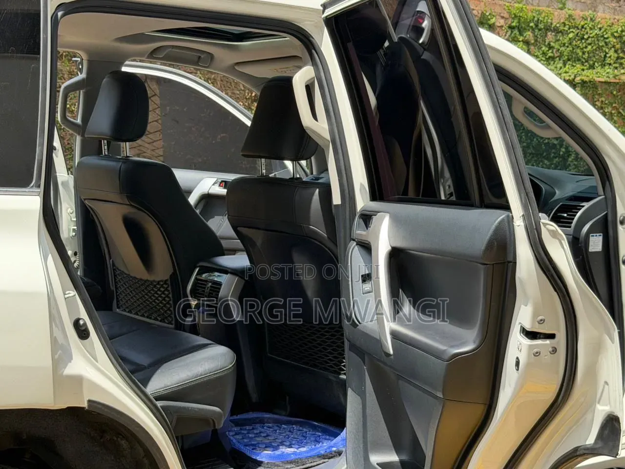Toyota Land Cruiser Prado 2018 White