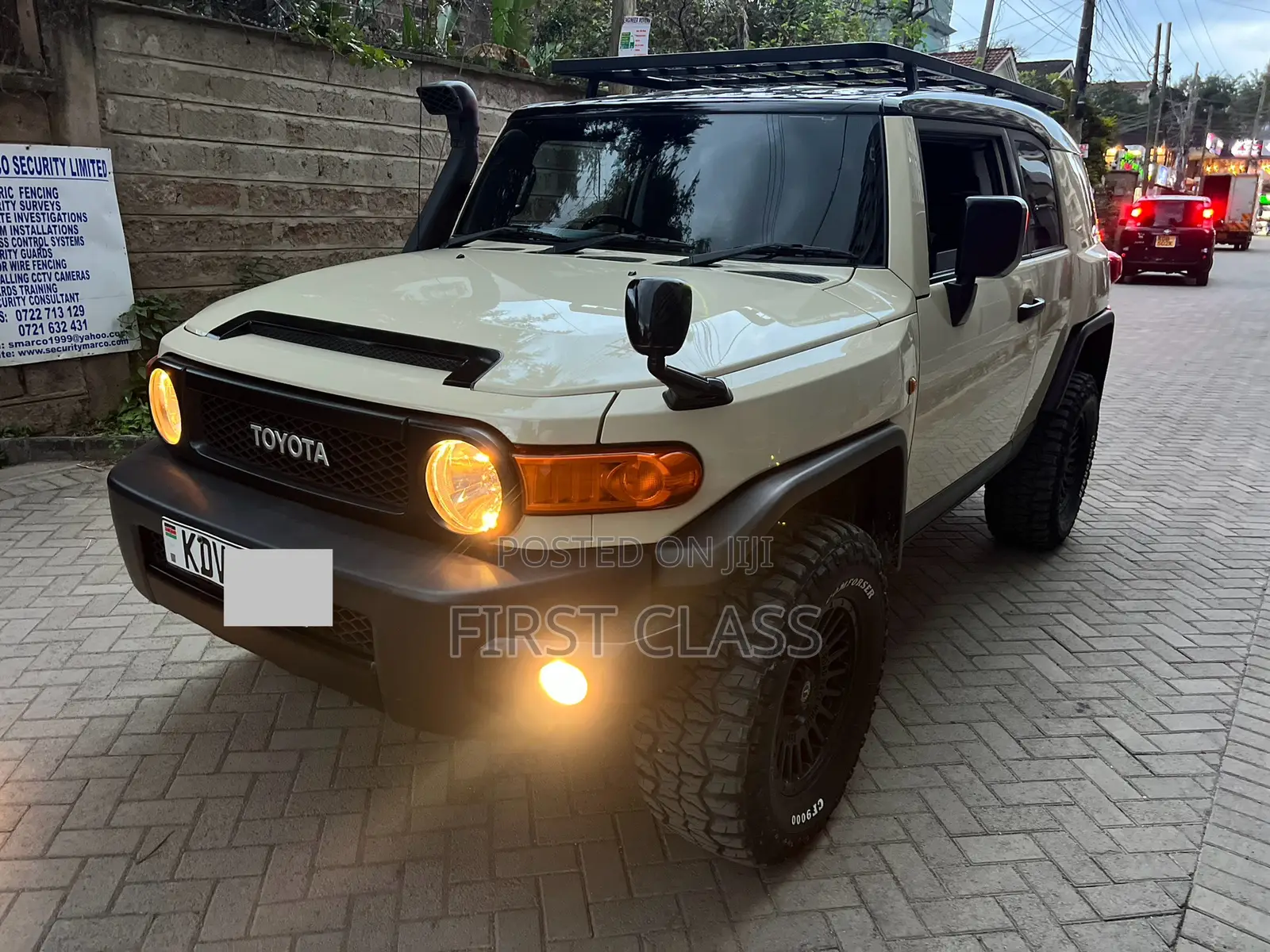 Toyota FJ Cruiser 2017 Beige