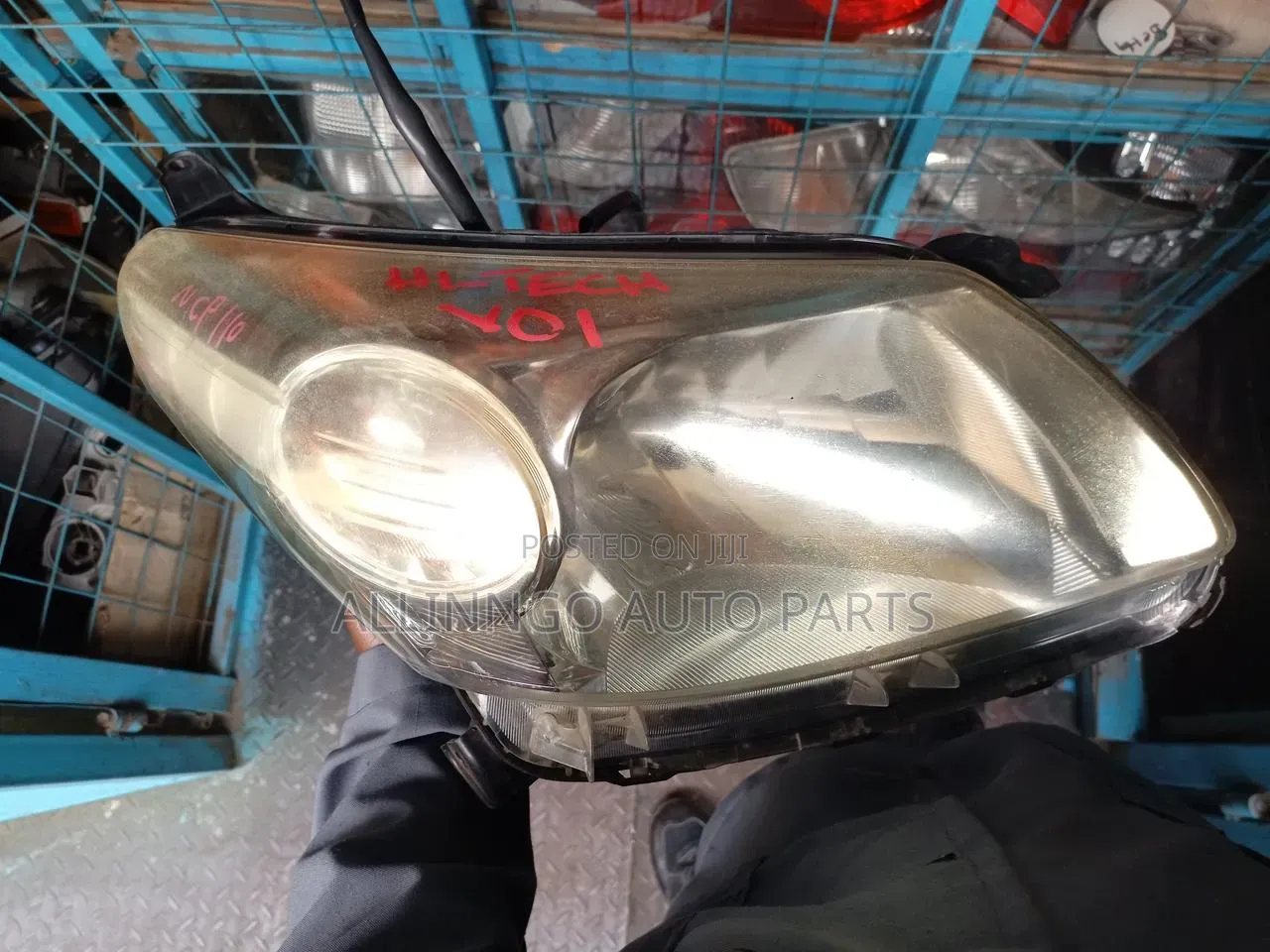 Toyota Ist Headlight
