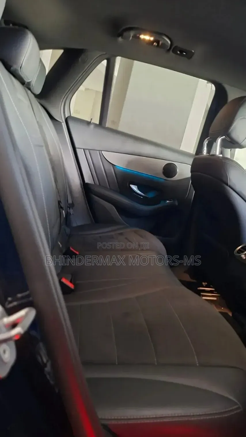 Mercedes-Benz GLC-Class 2019 White