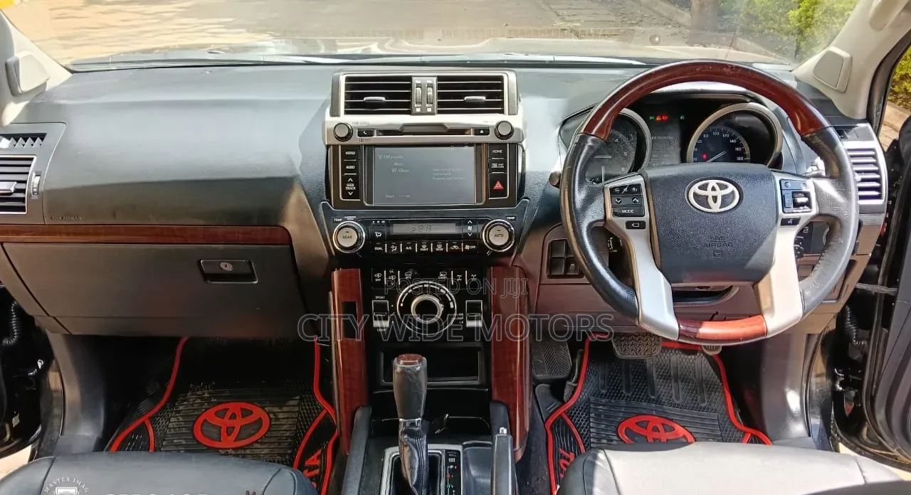Toyota Land Cruiser Prado 3.0 D-4D (190 Hp) 7 seats 2014 Black