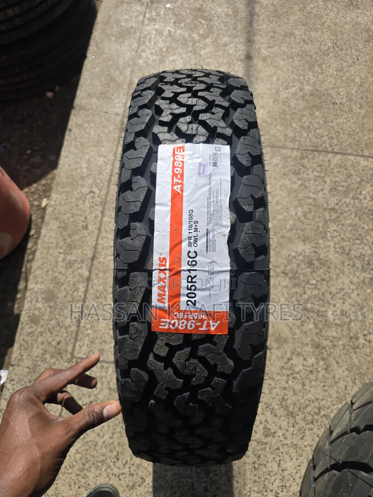 205r16c Maxxis a/T Thailand