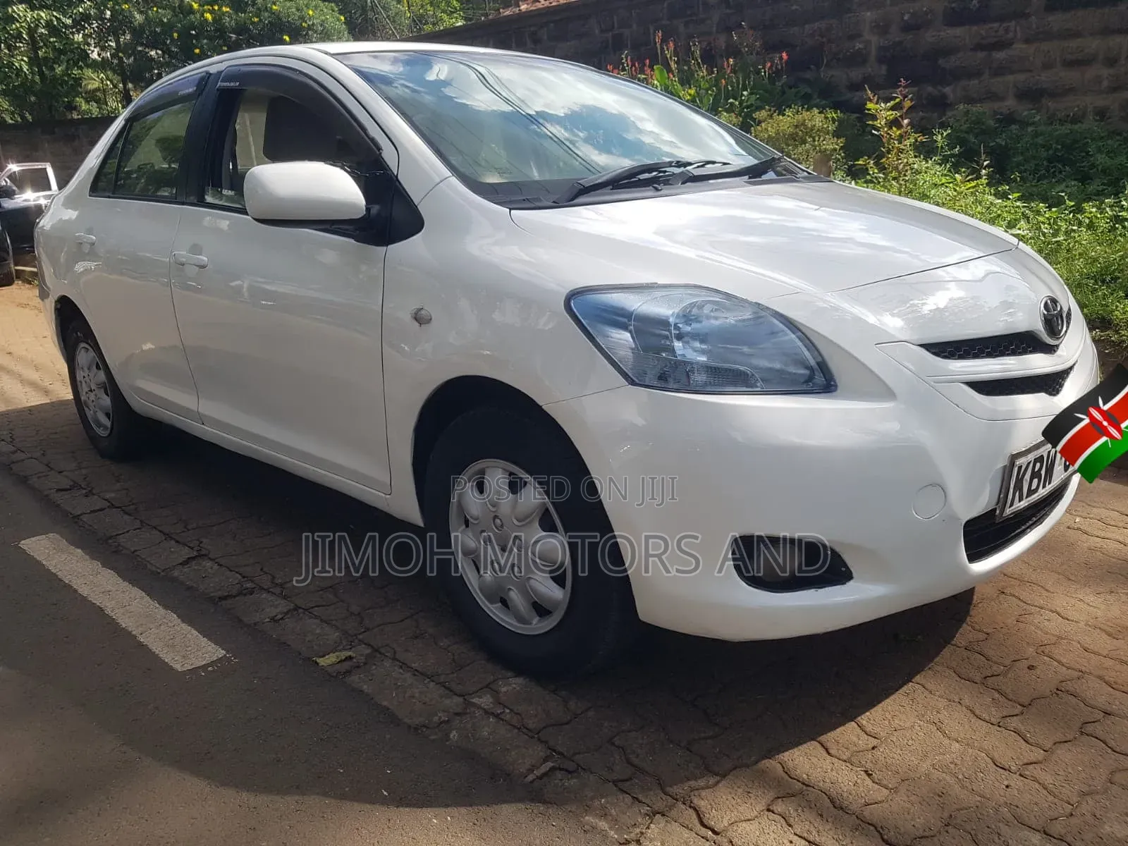 Toyota Belta 2007 White