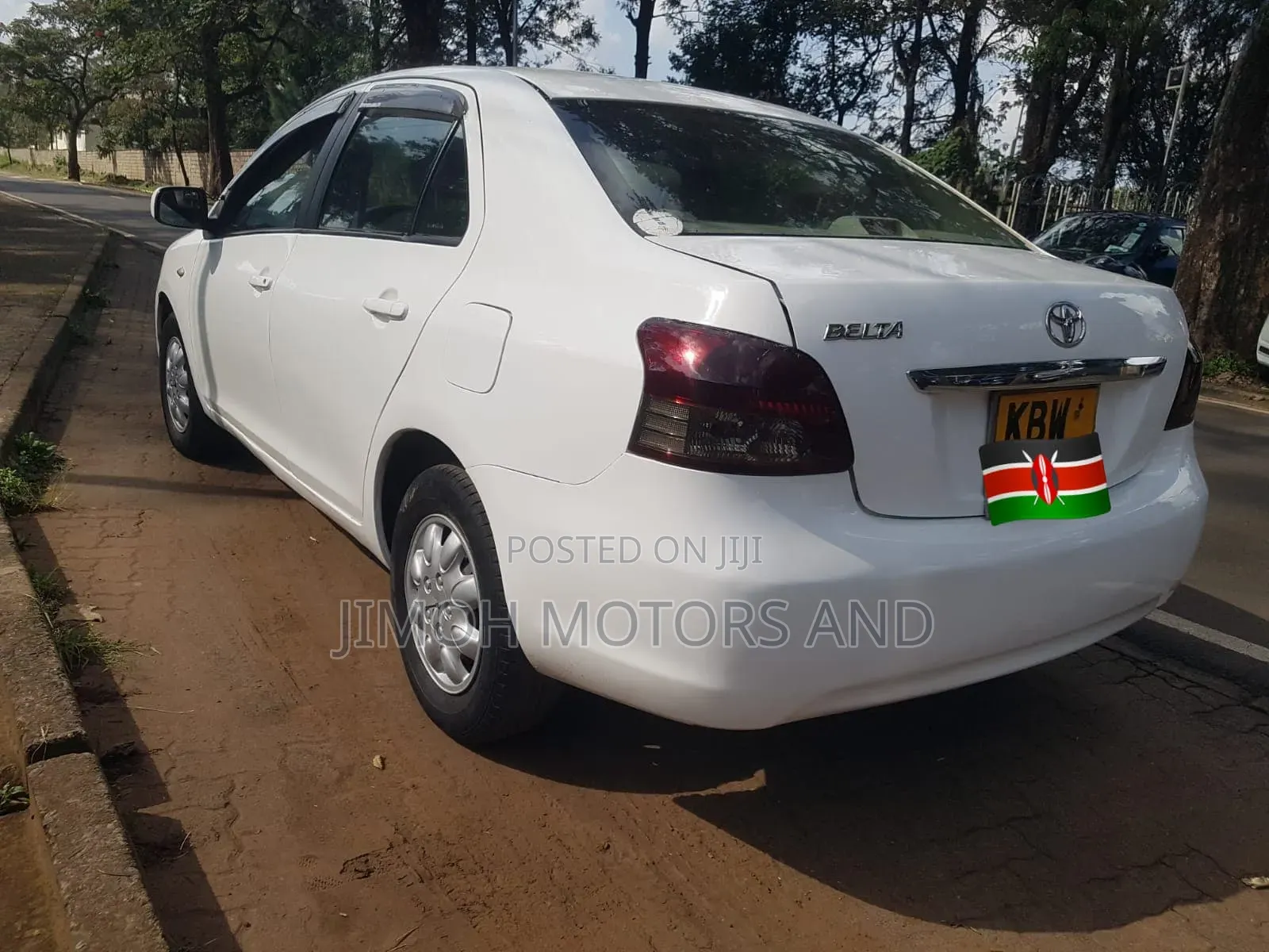 Toyota Belta 2007 White