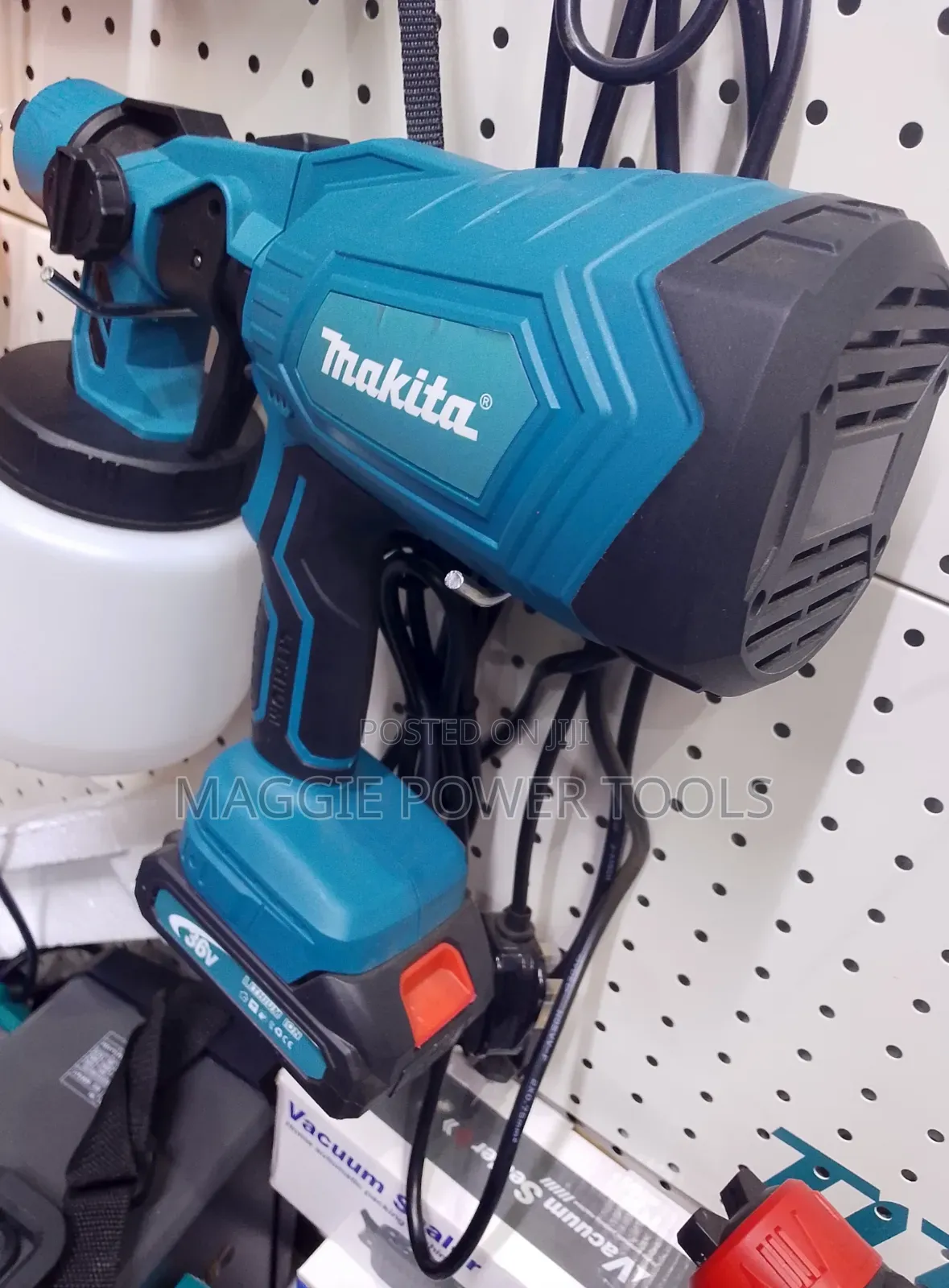 Heavy Duty and Good Quality Makita Cordless Spray Gun