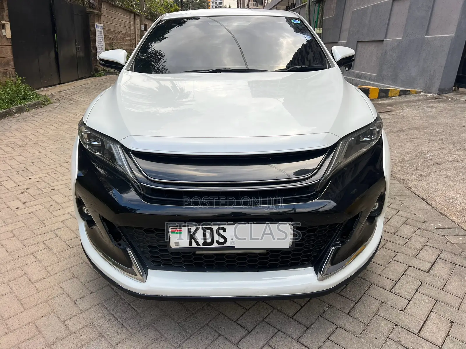Toyota Harrier 2017 White
