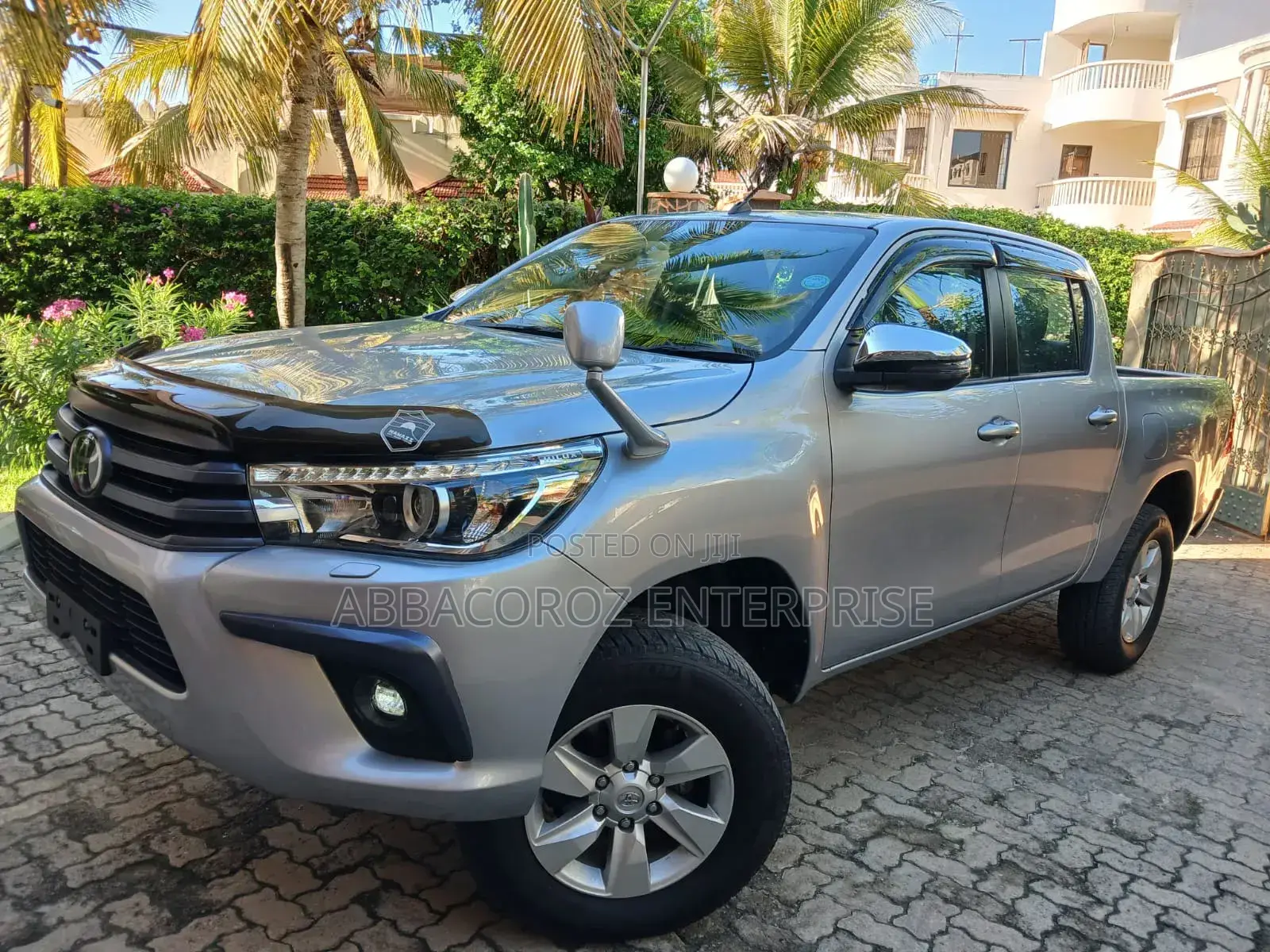Toyota Hilux 2019 Silver