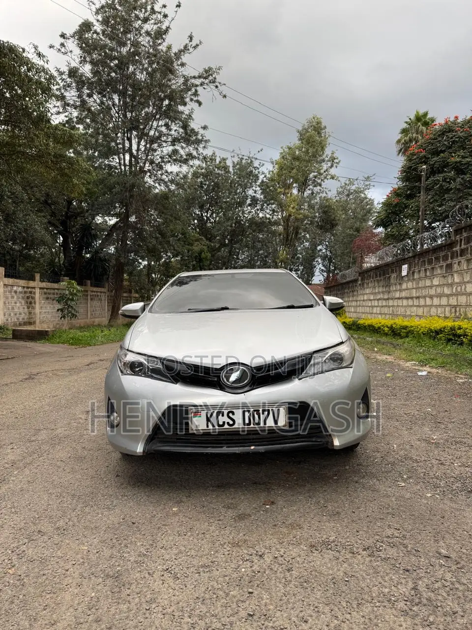 Toyota Auris 2013 Silver