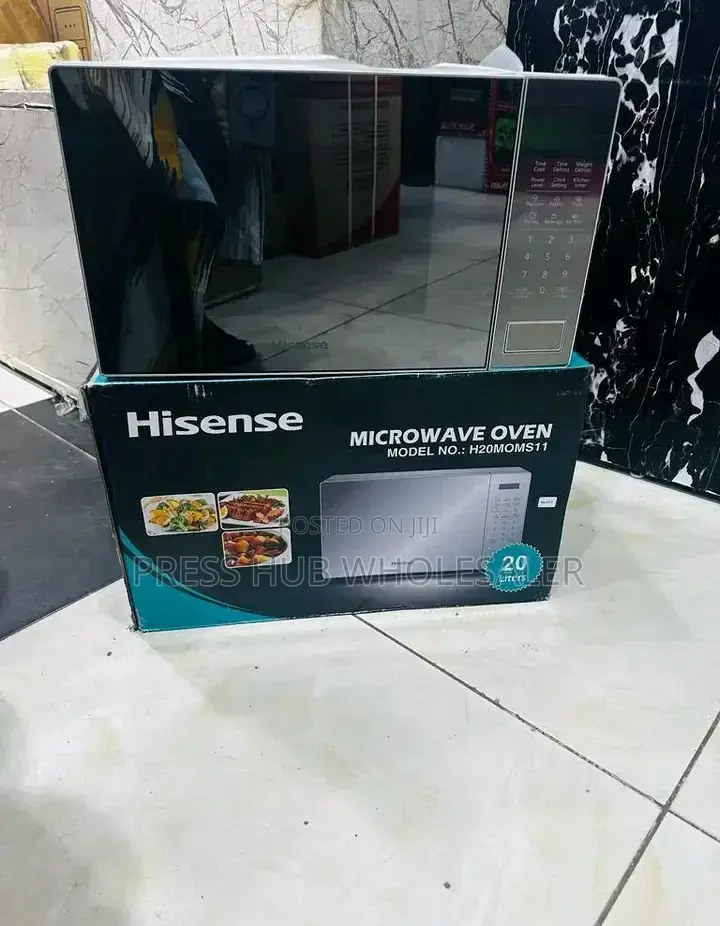Hisense H20moms11 20-Liter Microwave Oven in a Silver