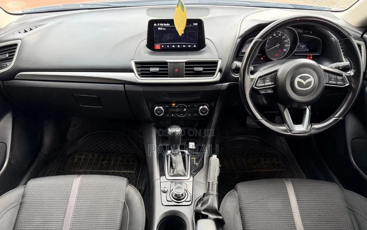 Mazda Axela 2016