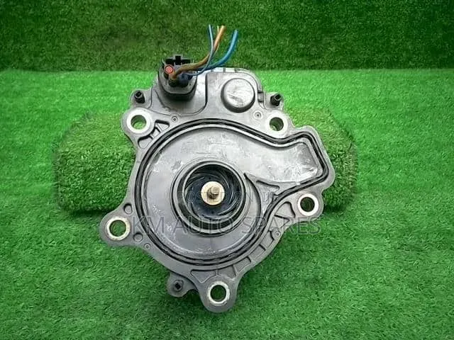 Toyota 2zr Hybrid Water Pump.