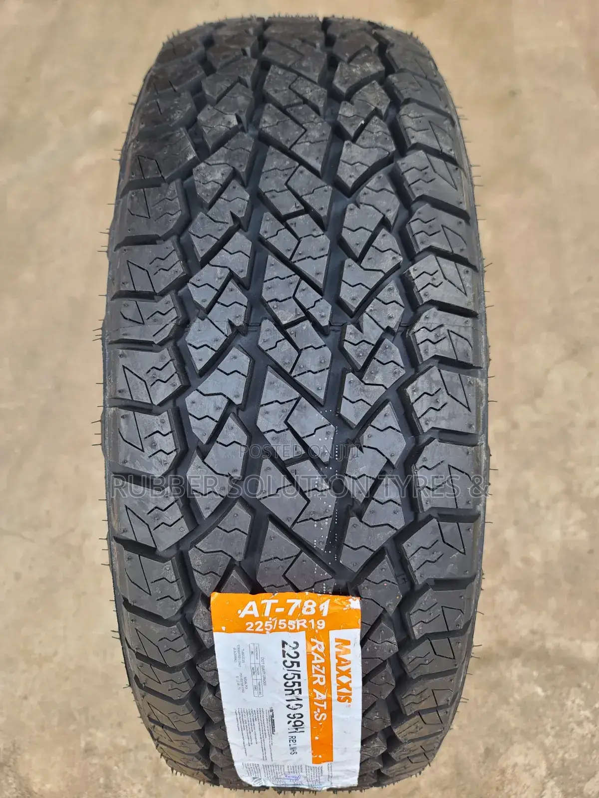 225/55 R19 Maxxis Tyres 99h Razr a/T781 All-Terrain
