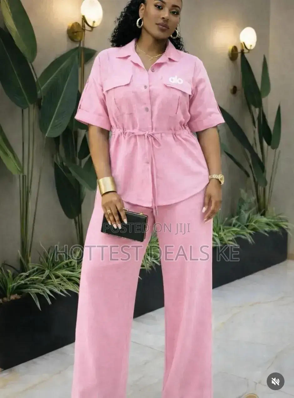 Ladies' Two-Piece Sets Consisting of a Button-Down Shirt