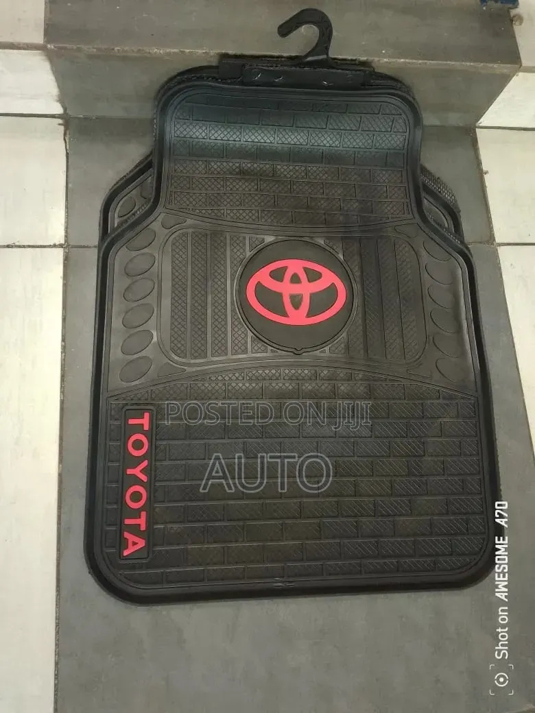 5pcs Toyota Floor Mats Heavy Duty – Universal Car Interior Carpet Mats