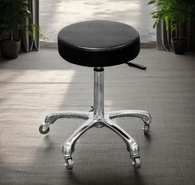 Bar Stool: Revolving Swivel Bar Stool With Wheels
