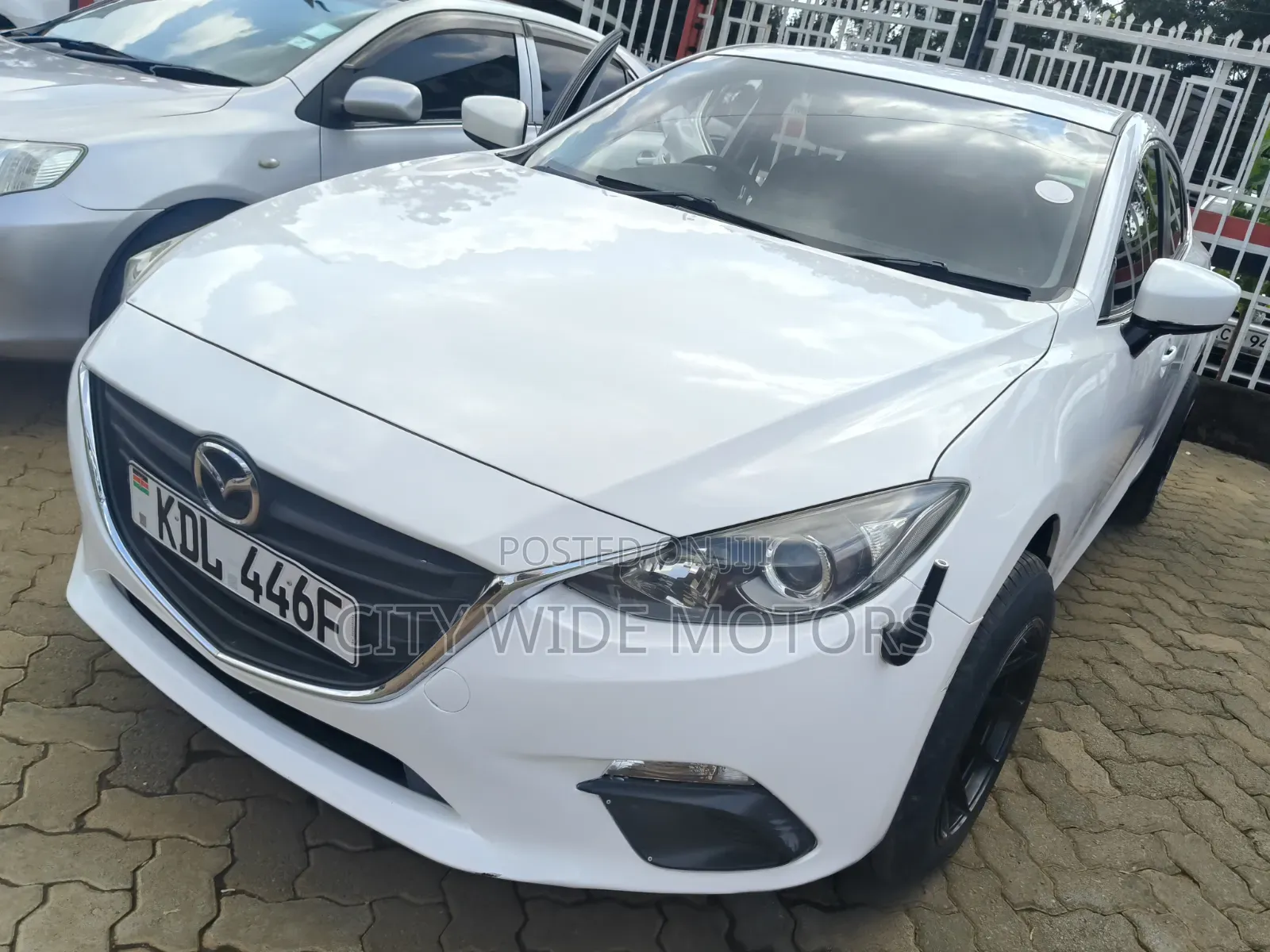 Mazda Axela 2015 White