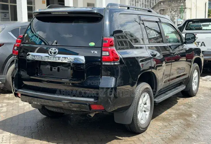 Toyota Land Cruiser Prado 2.8 2020 Black