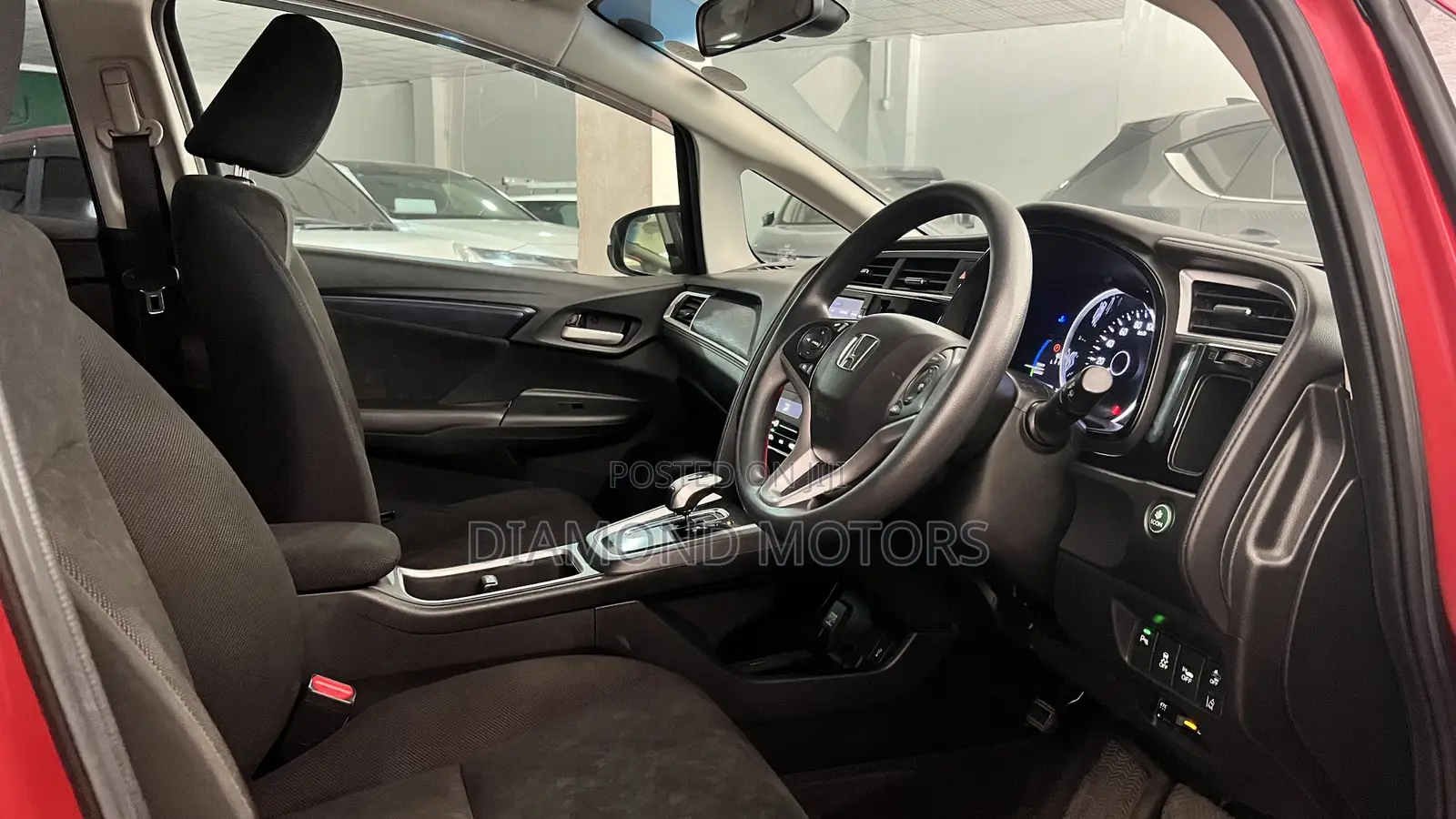 Honda Fit Shuttle 2018 Red