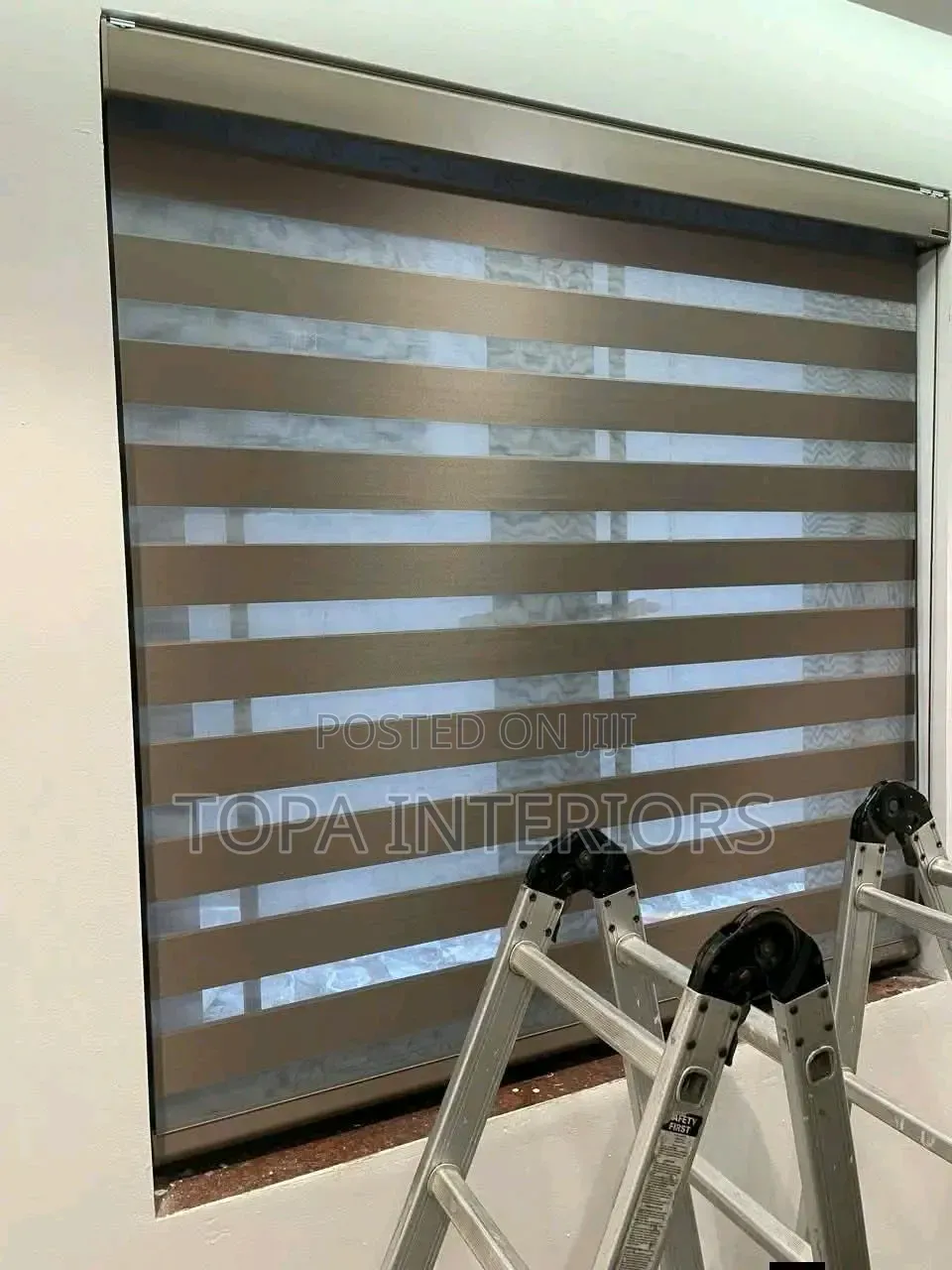 Inside Mount Office Roller Window Blinds Installation