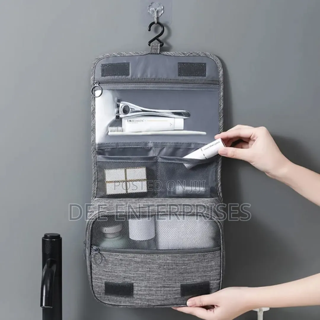 Portable Cosmetic Makeup Toiletry Bags With Hooks