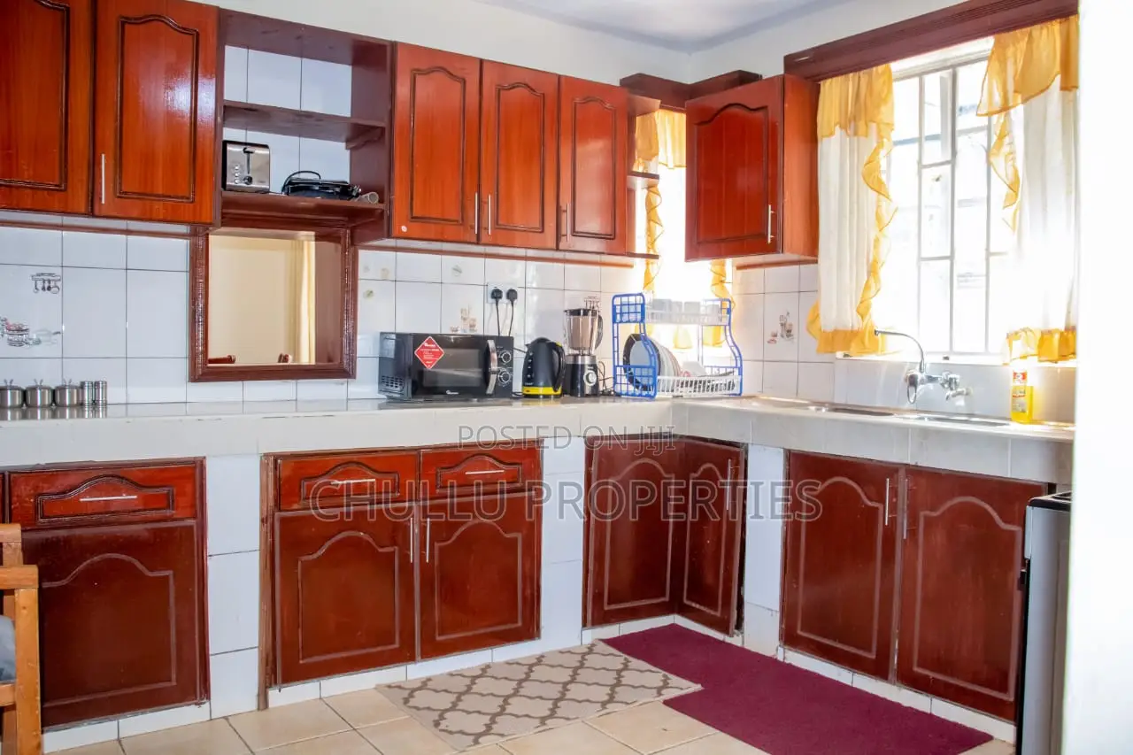8bdrm Maisonette in Malosha Court, Katani for sale