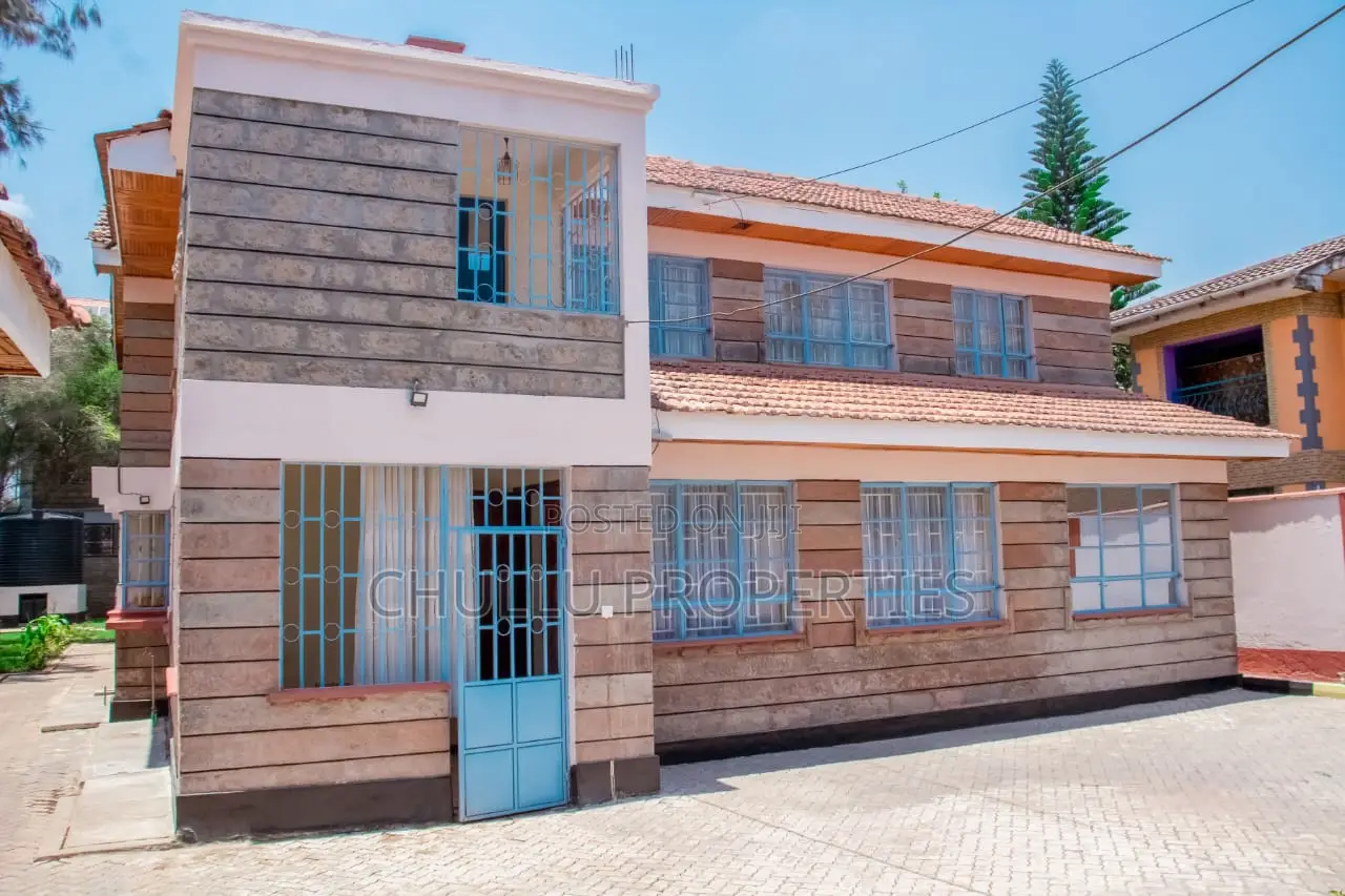 8bdrm Maisonette in Malosha Court, Katani for sale