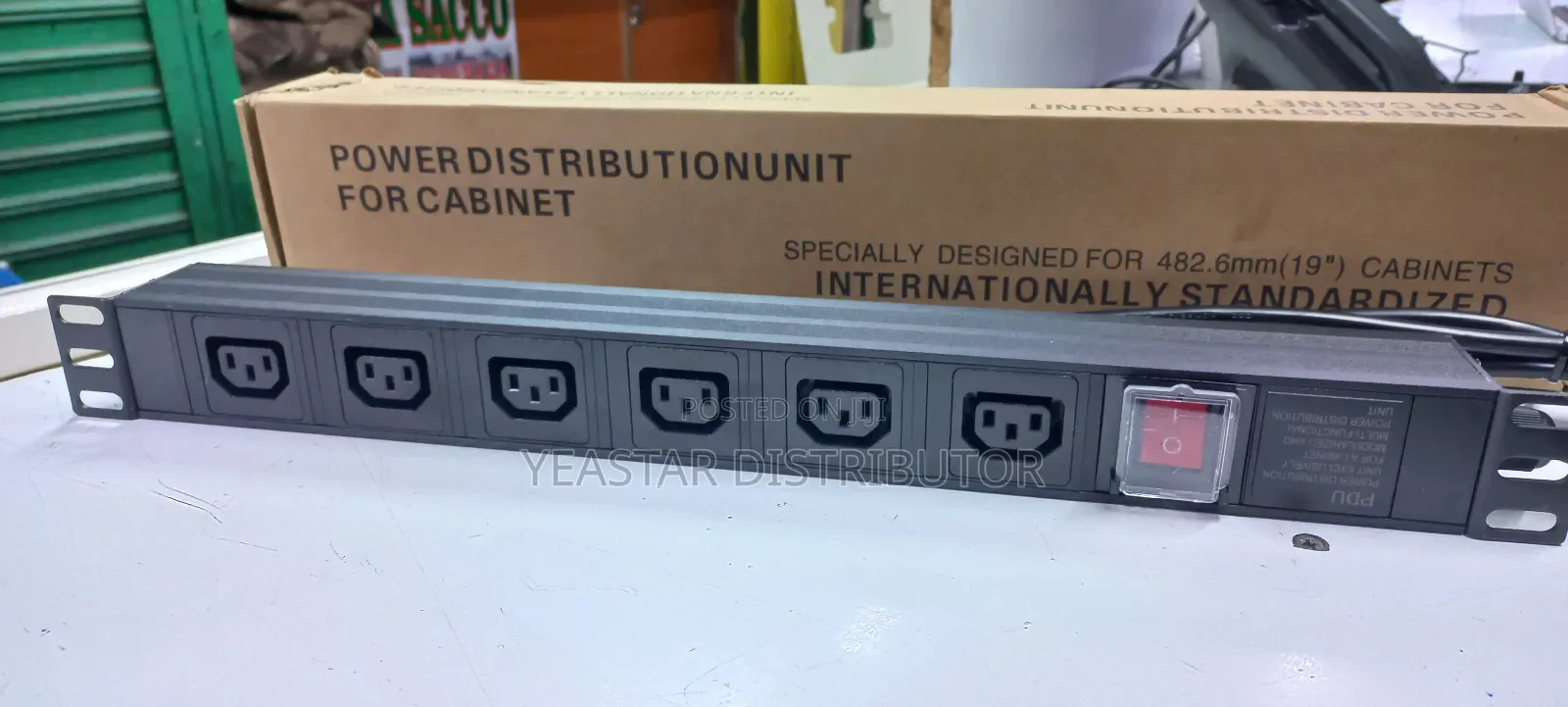 Back to Back Power Distribution Unit (Pdu)