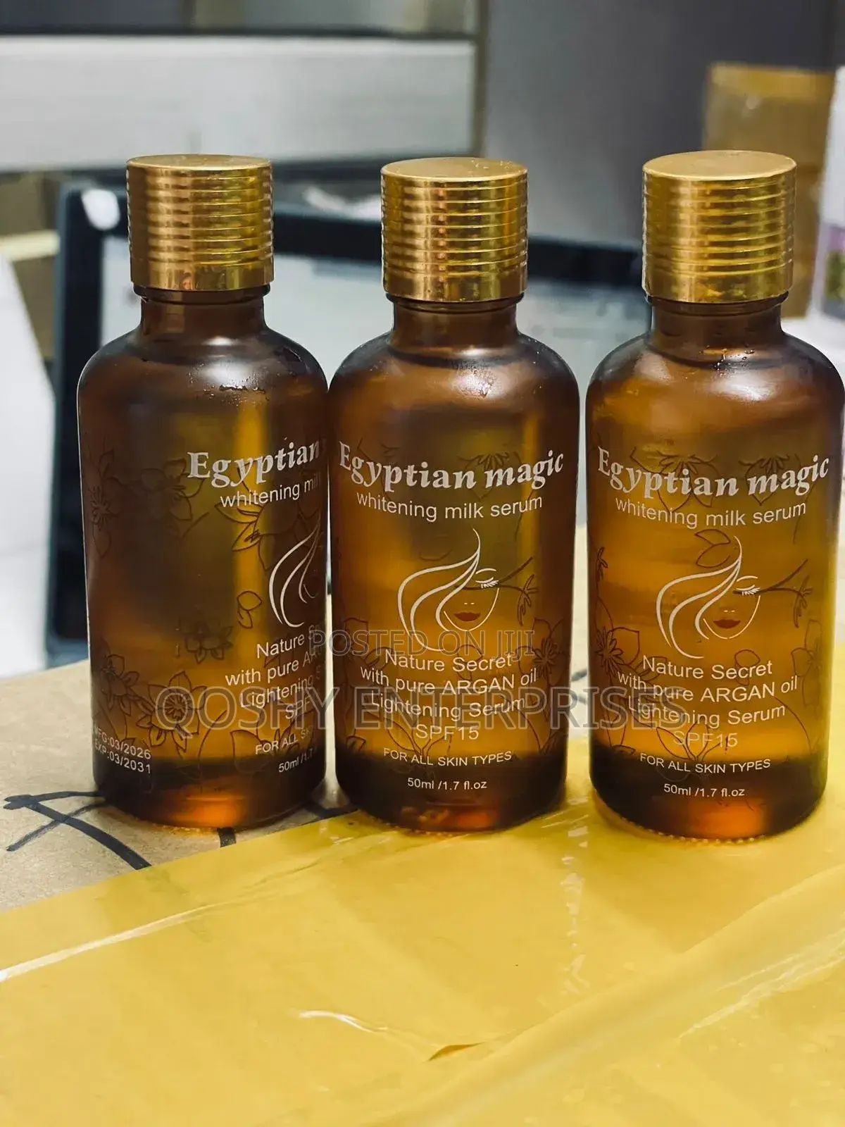 Pure Argan Oil Whitening Milk Serum SPF 15
