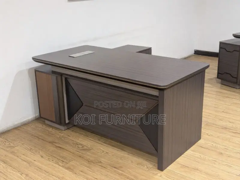 Office Desk : 1.8m Marco Executive Office Desk