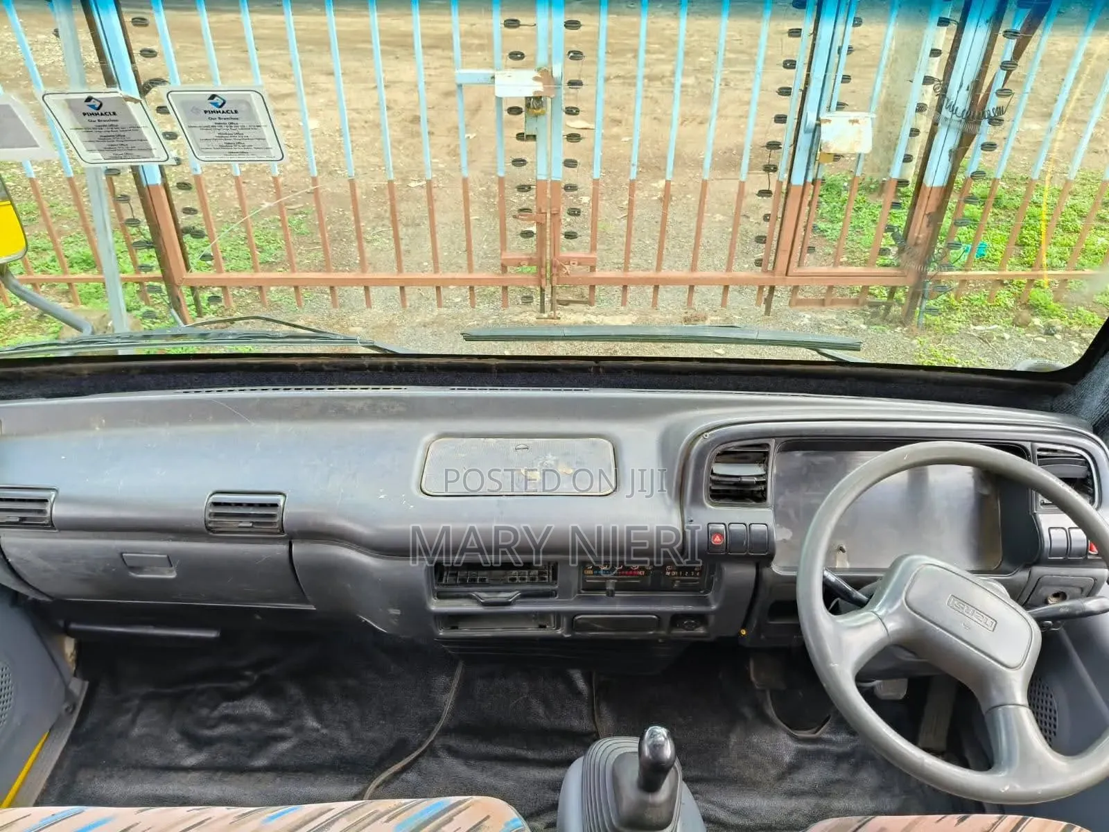 Isuzu NQR 2016 Yellow