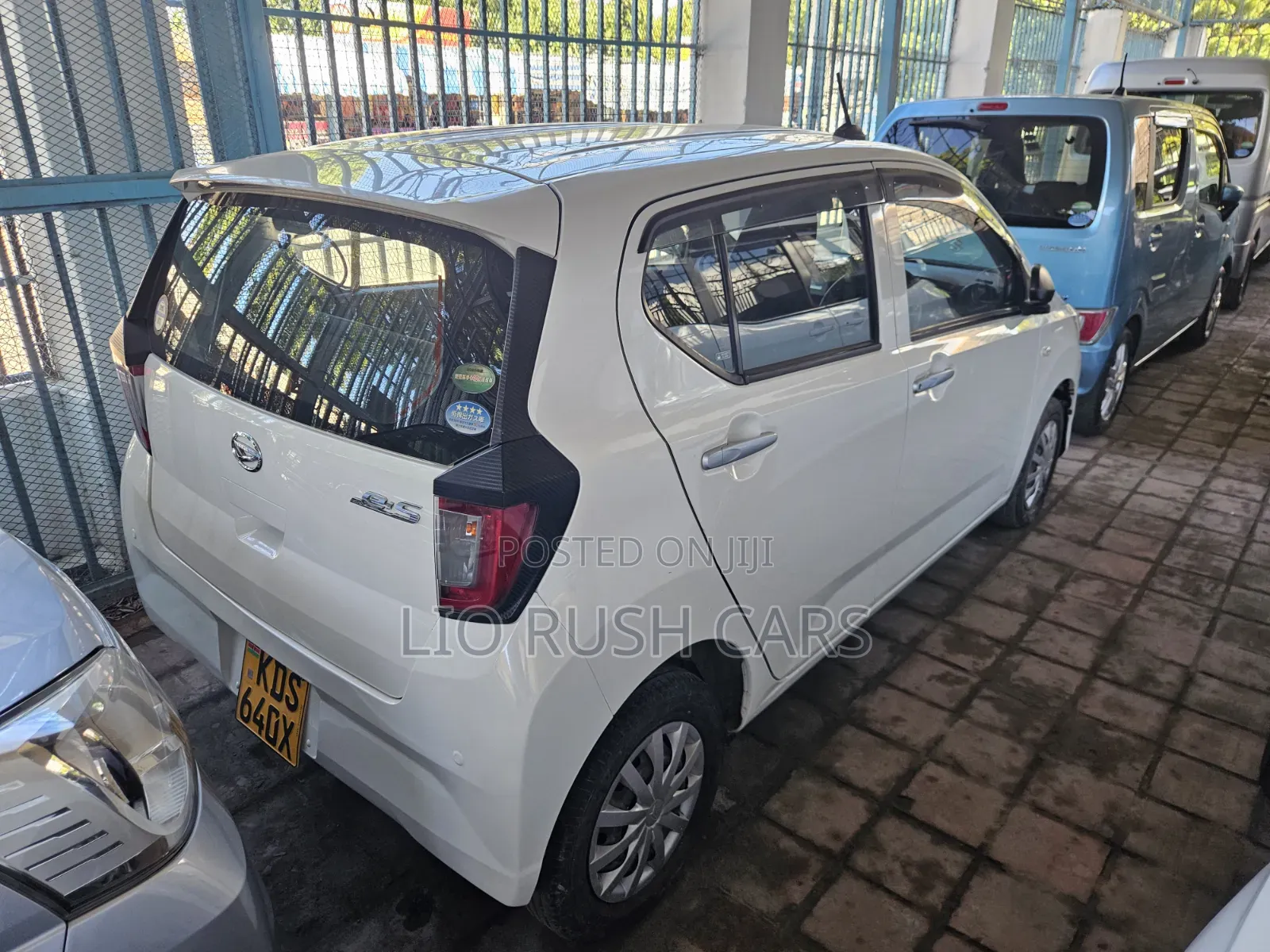 Daihatsu Mira 2018 White