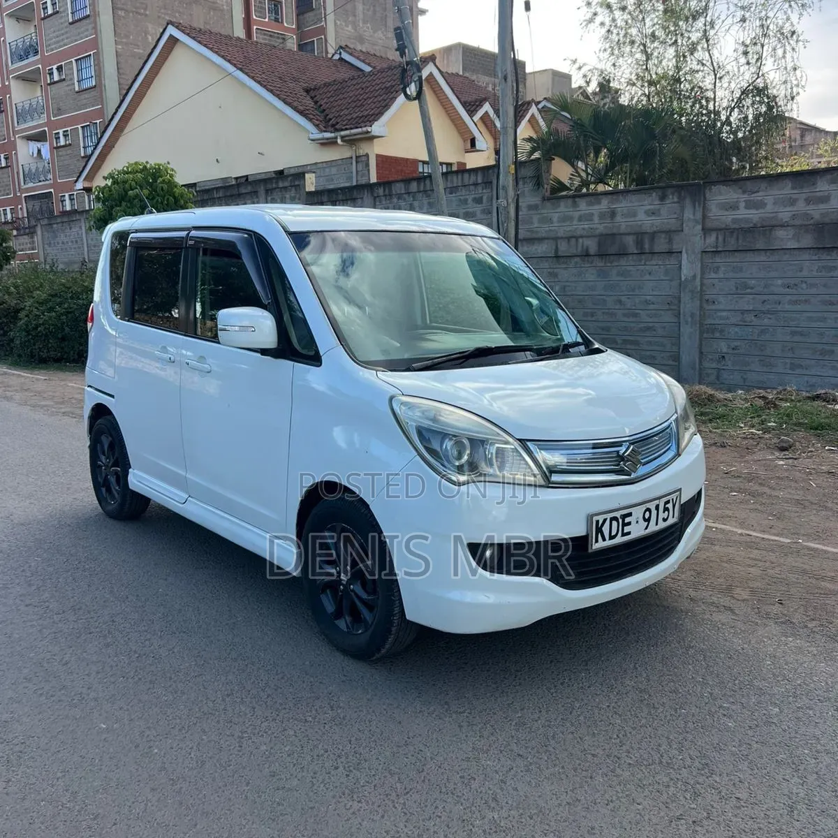 Suzuki Solio 2016 White