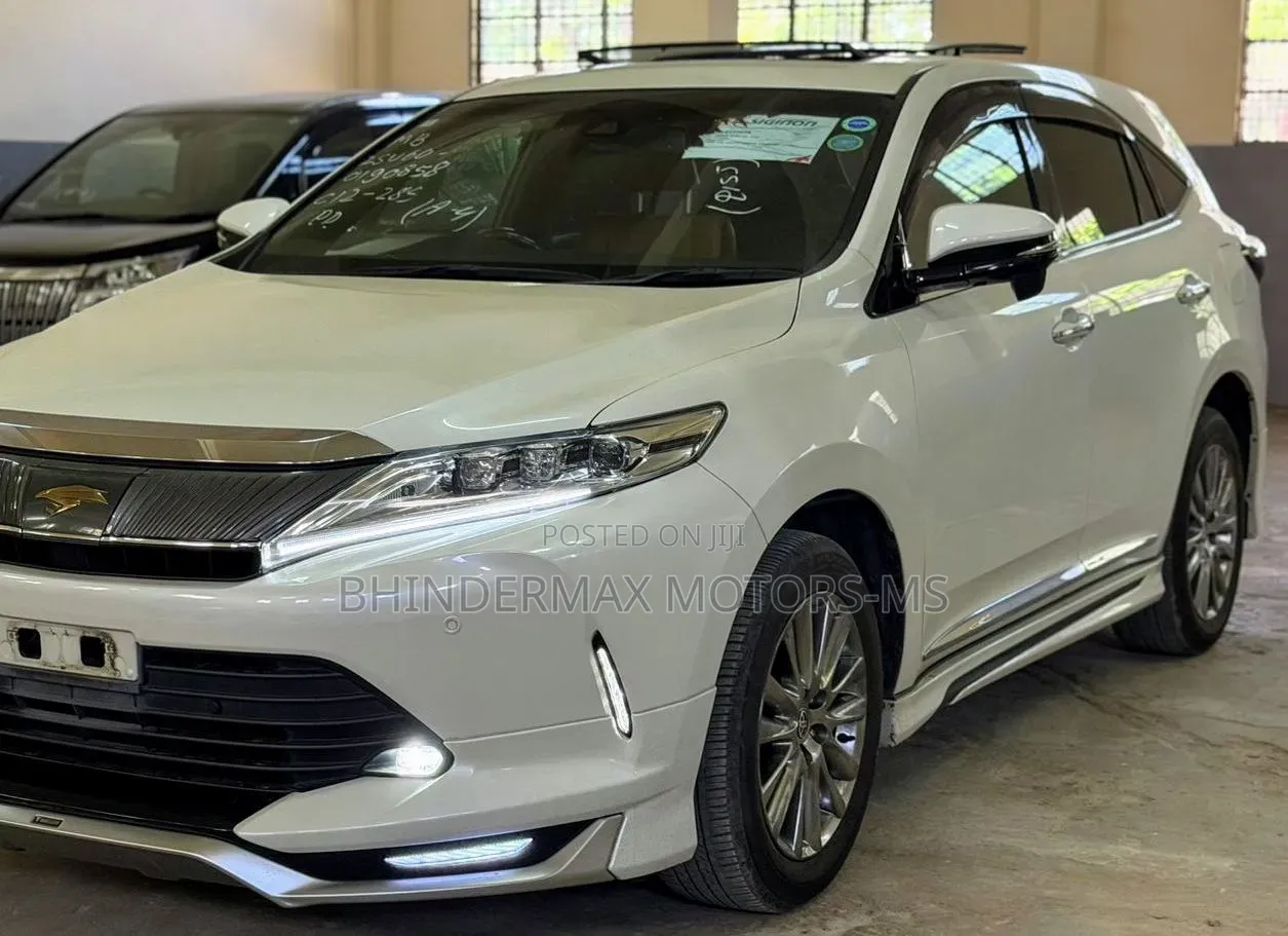 Toyota Harrier 2019 White