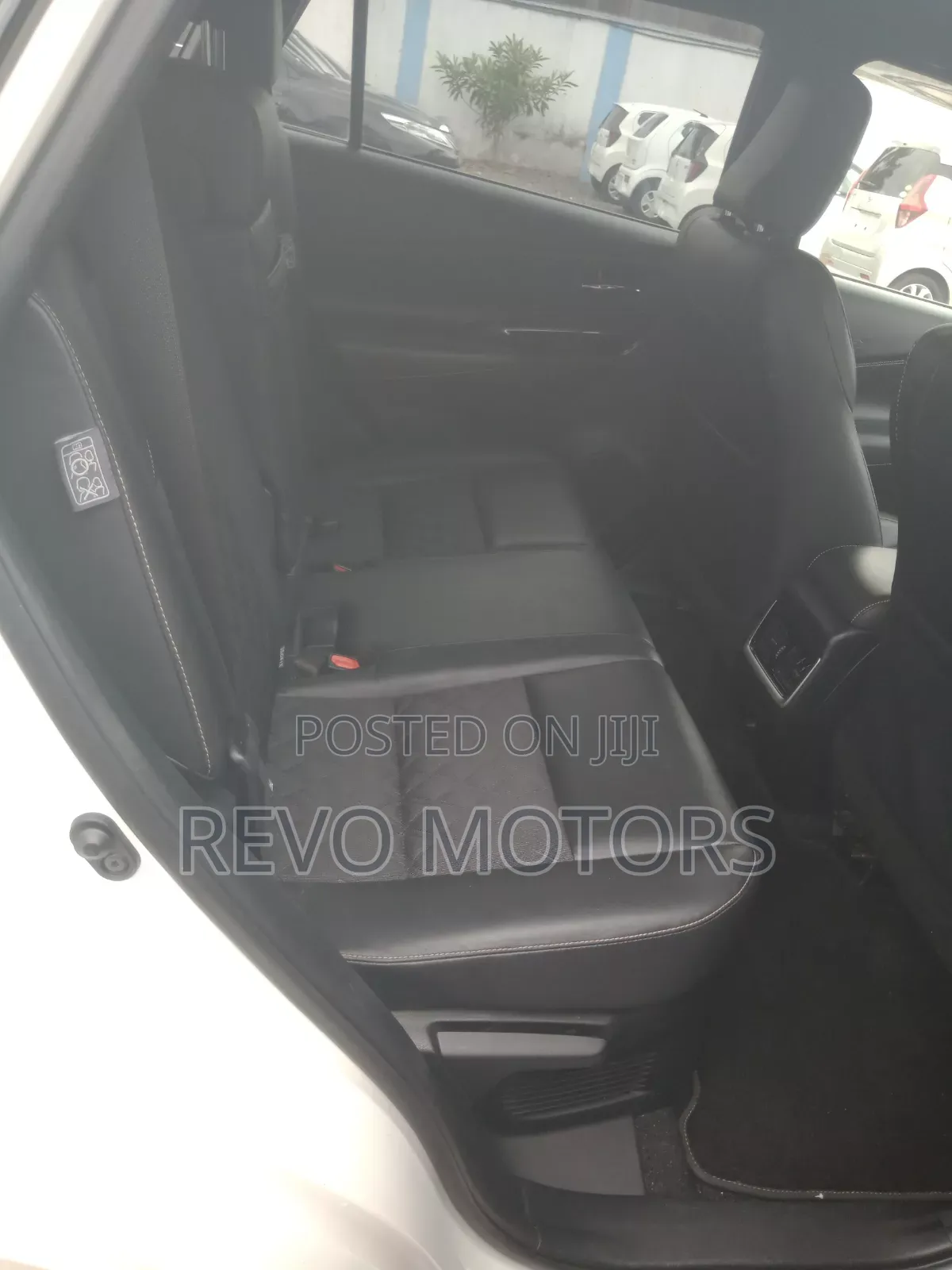Toyota Harrier 2018 White