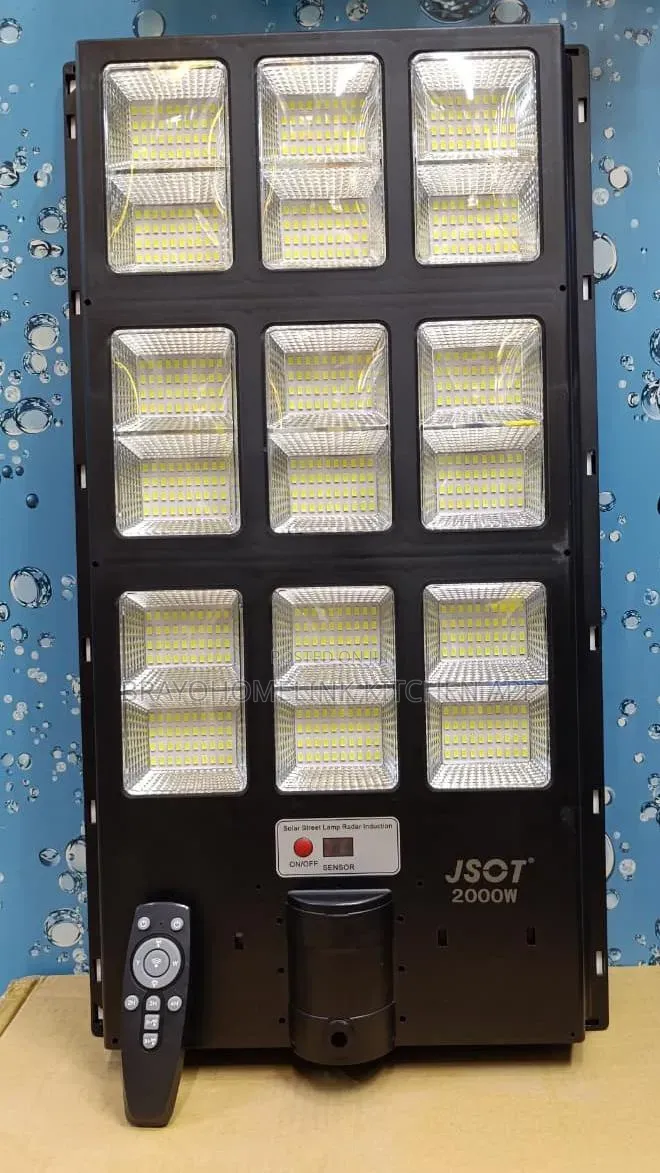 *High Quality 2000w Solar Street Light + Pole*