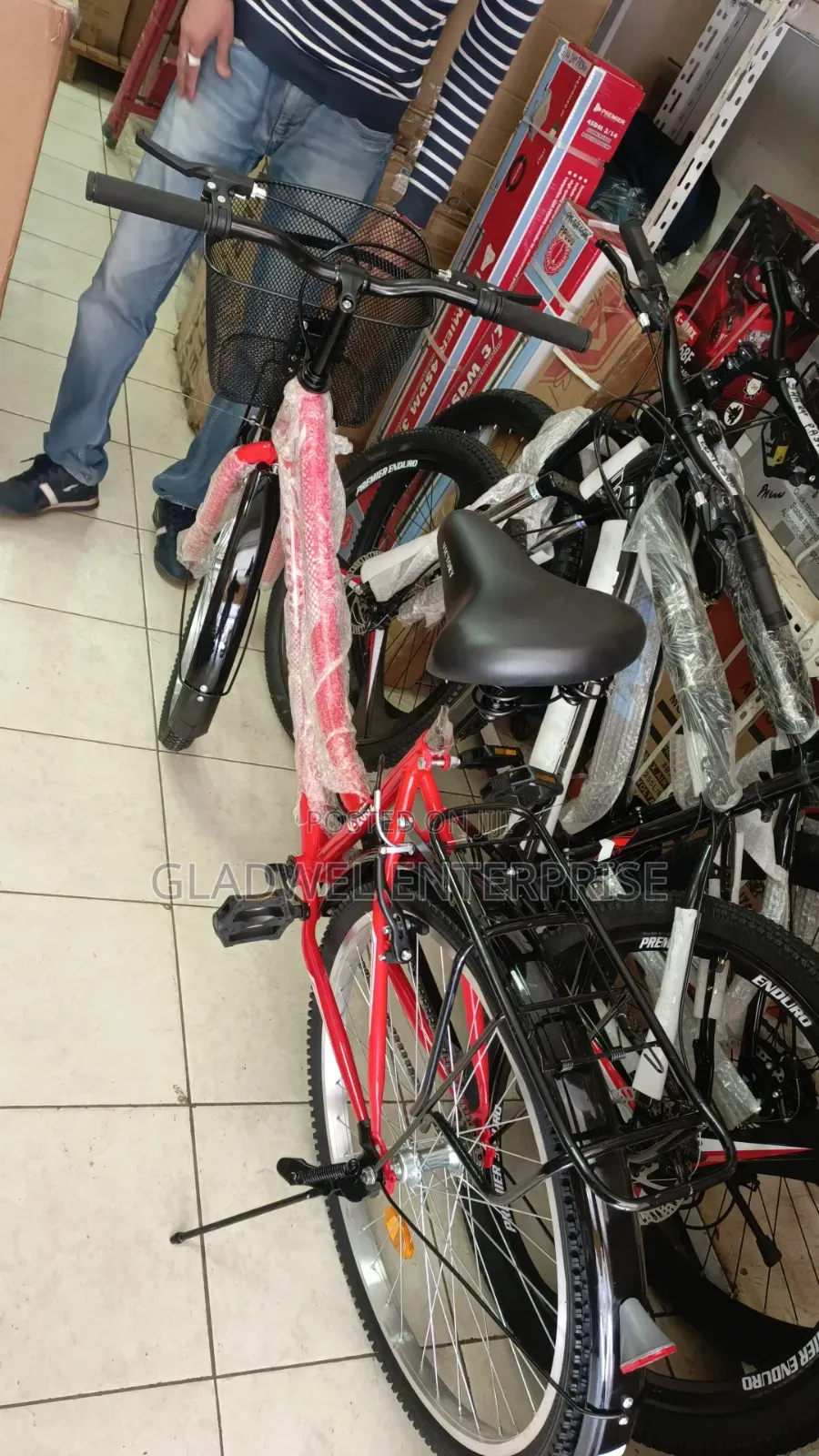 Affordable Lady Bike Size 26 With Basket Back Seat