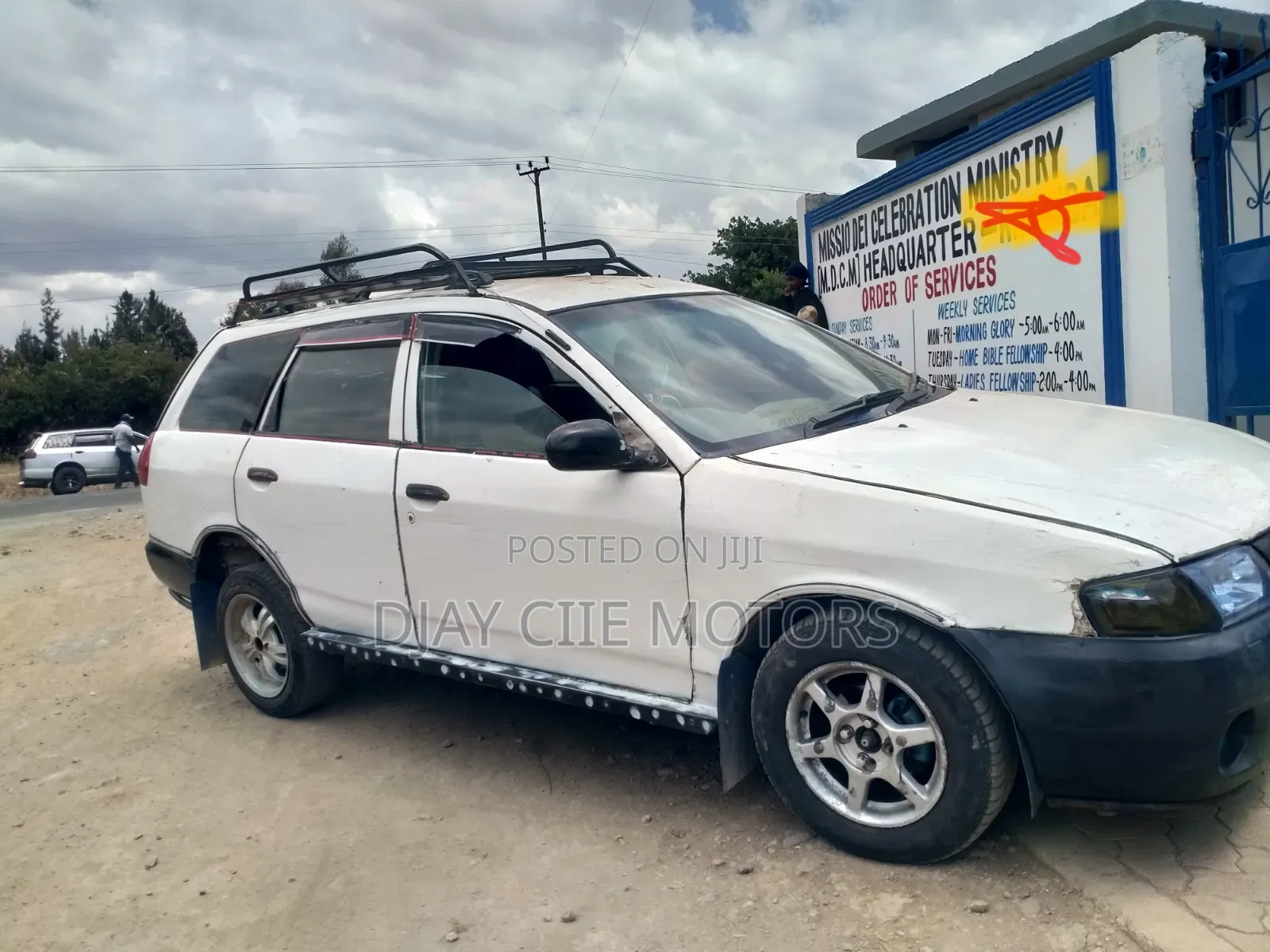 Nissan Advan 2005 White