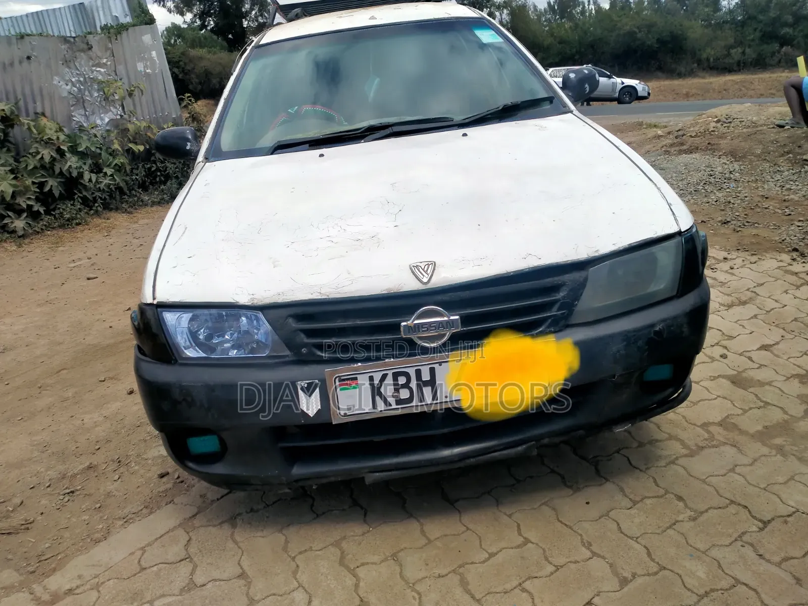 Nissan Advan 2005 White