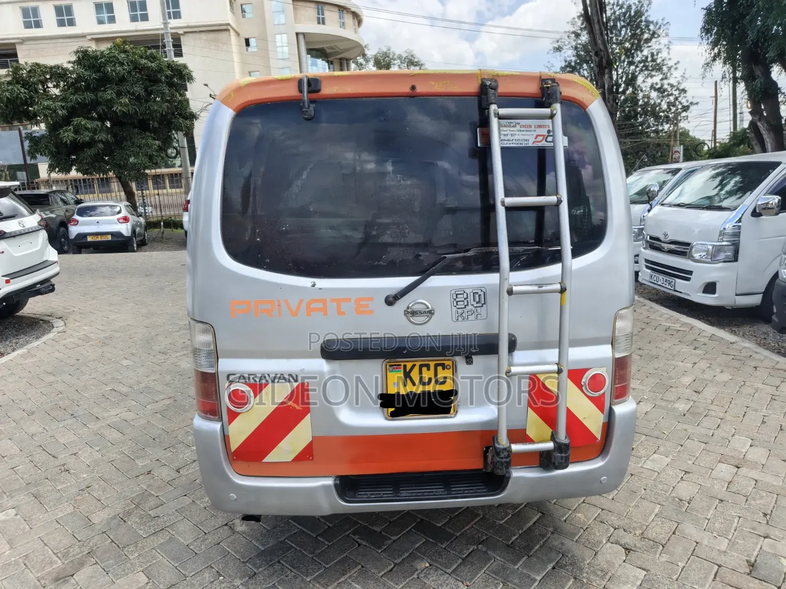 Nissan Caravan (Urvan) 2007 Silver