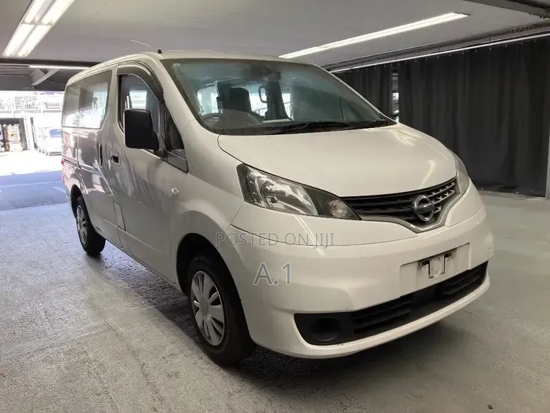 Nissan NV200 2020 White