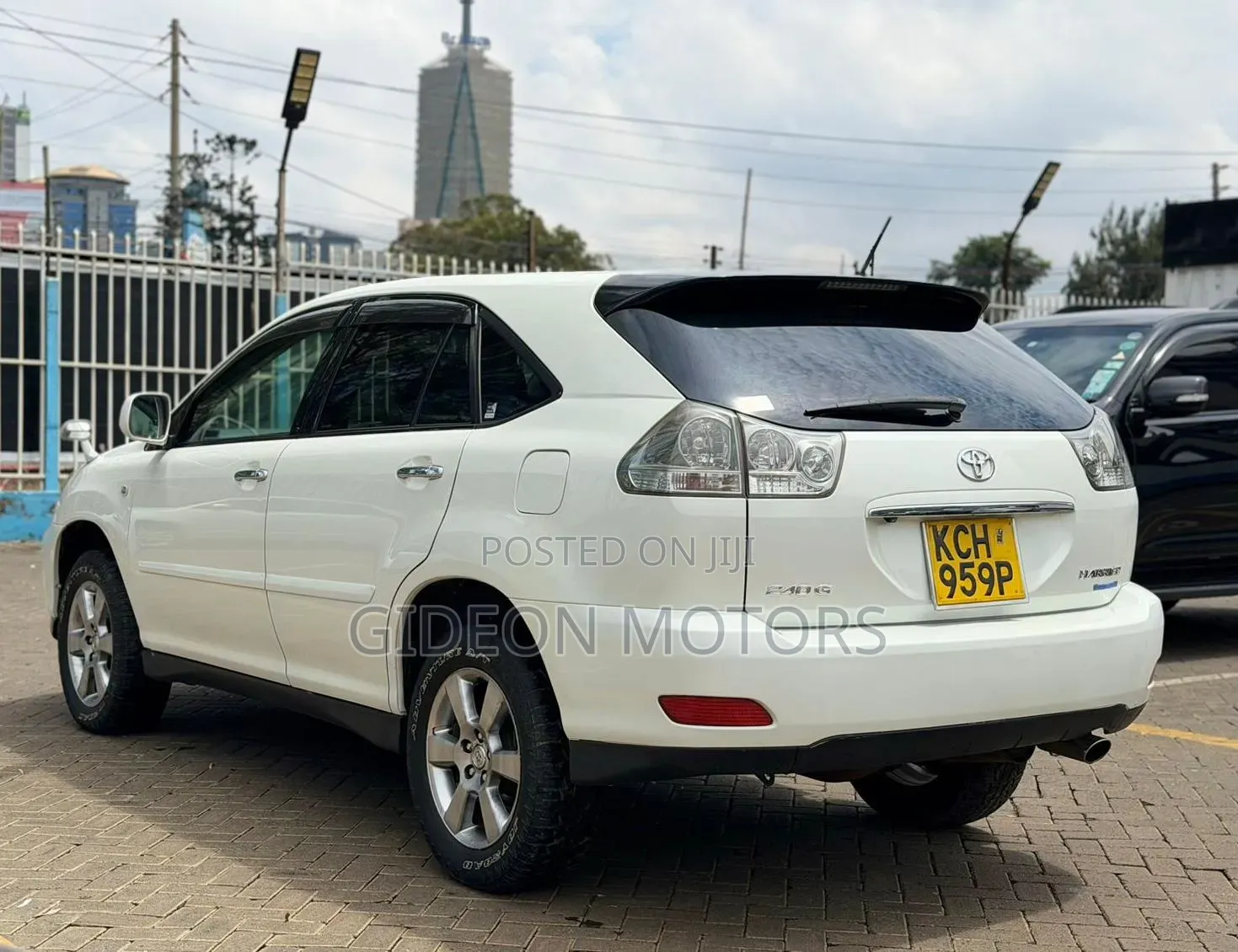 Toyota Harrier 2009 White