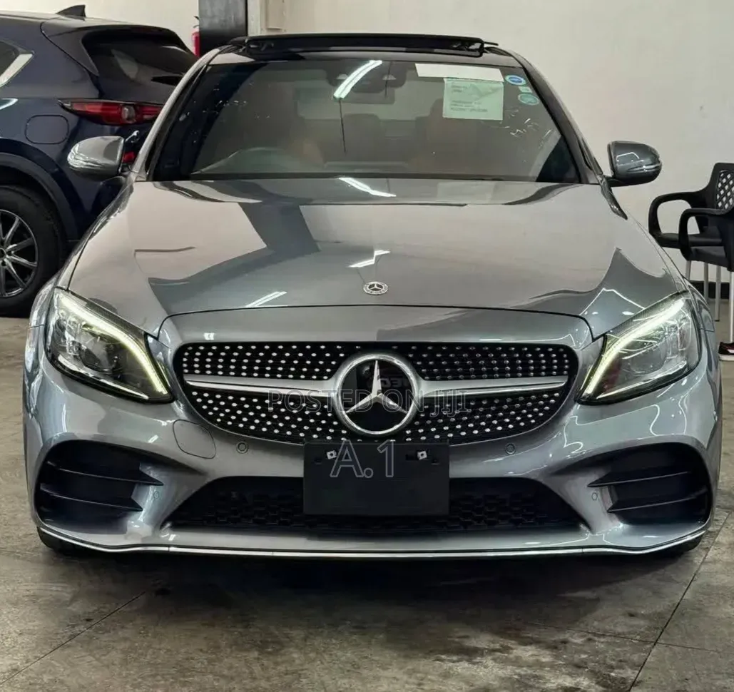 Mercedes-Benz C200 2019 Gray