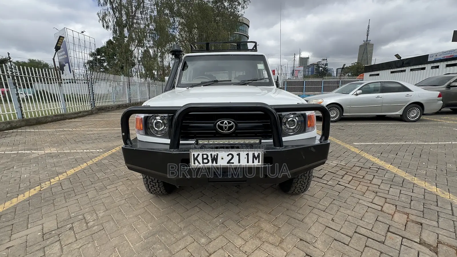 Toyota Land Cruiser 76 Series 2013 White