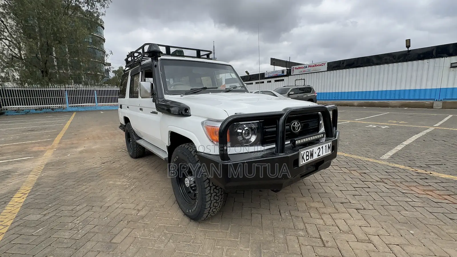 Toyota Land Cruiser 76 Series 2013 White