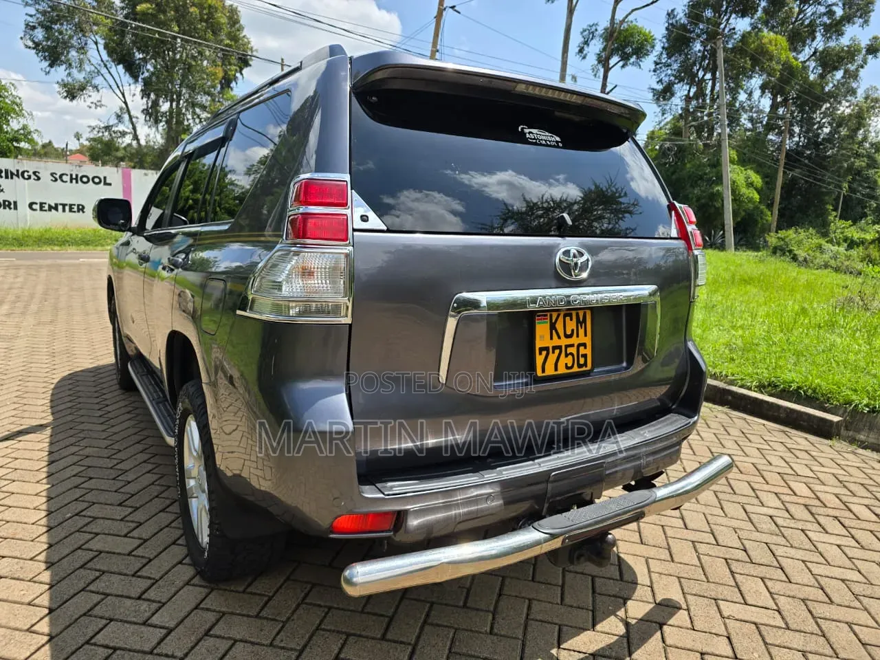 Toyota Land Cruiser Prado 2010 Gray