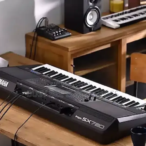 Yamaha PSR-Sx720 Keyboard